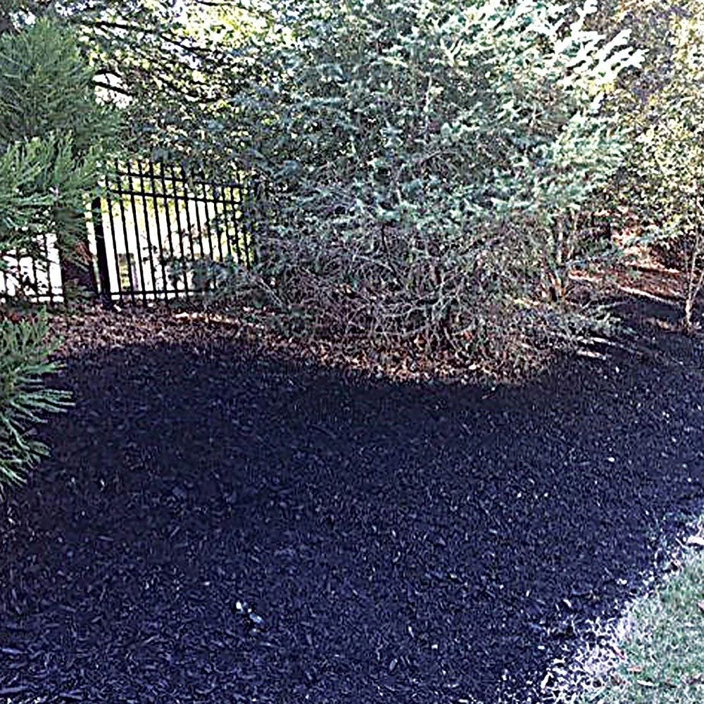 GURUmulch™ Premium Mulch Colorant - Jet Black 6 GURUmulch™ Premium Mulch Colorant - Jet Black - Image 4