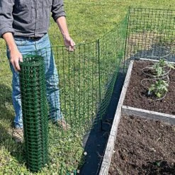 Temporary Fencing Kit By Gardener's Edge 10 Temporary Fencing Kit By Gardener's Edge -Amleos 59 mb2ge live horz5