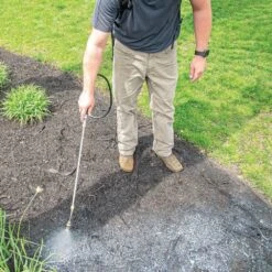 GURUbind Locking Mulch Binder Coating - 1gal 9 GURUbind Locking Mulch Binder Coating - 1gal -Amleos 60102 sprayer live3