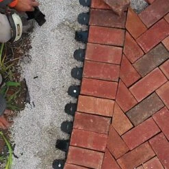 Edgelock Paver Edging Kit With Nylon Stakes 11 Edgelock Paver Edging Kit With Nylon Stakes -Amleos 63008 1