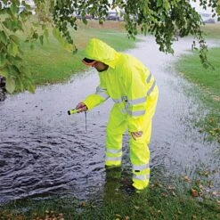 Majestic Hi-Vis High-Visibility Class III Rainwear Jacket - Size Large -Amleos 751351 2 4
