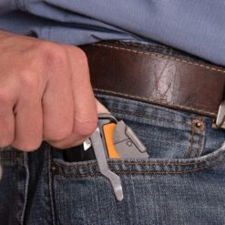 Fiskars Pro Folding Utility Knife -Amleos 770030 5