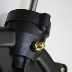 Chapin 100lb Walk Behind Broadcast Ice Melt Spreader 16 Chapin 100lb Walk Behind Broadcast Ice Melt Spreader -Amleos 82108n 4 a