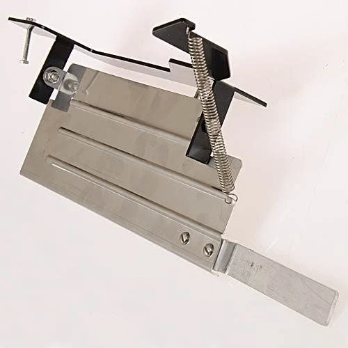 Side Deflector For AMP70P And AM70S Spreaders By A.M. Leonard 8 Side Deflector For AMP70P And AM70S Spreaders By A.M. Leonard - Image 6