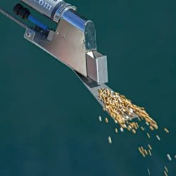 Fertil Five Adjustable Granular Applicator With 5 Liter Tank Capacity -Amleos fer5 diffuser