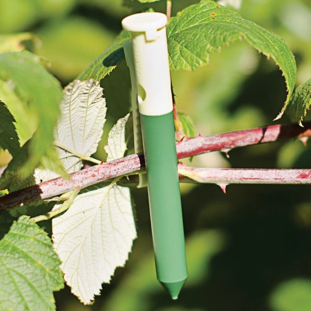 Fend Off Organic Deer & Rabbit Repellent Garlic Odor Clips, Bag Of 50 Clips 4 Fend Off Organic Deer & Rabbit Repellent Garlic Odor Clips, Bag Of 50 Clips - Image 2