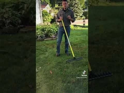 Groundskeeper II Shrub Rake With 21in Head And 55in Fiberglass Handle By TRG 7 Groundskeeper II Shrub Rake With 21in Head And 55in Fiberglass Handle By TRG - Image 5