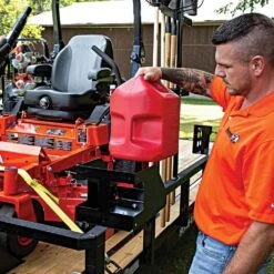 Locking Gas Container Rack -Amleos lt32 live outside