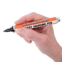 Long-Lasting Nursery Marking Pens, Pack Of 5 By A.M. Leonard 7 Long-Lasting Nursery Marking Pens, Pack Of 5 By A.M. Leonard -Amleos phd5aml in hand
