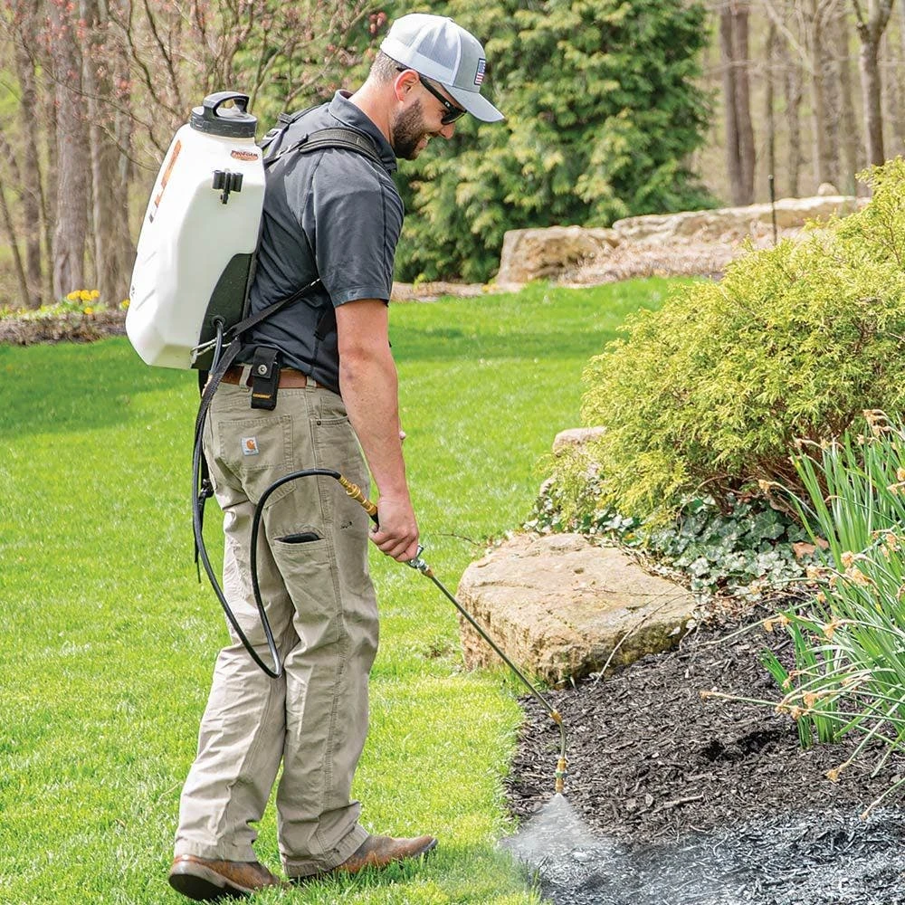 SprayMAX Pro 400 Powered Sprayer With 18V Battery And 4 Gallon Tank By A.M. Leonard 6 SprayMAX Pro 400 Powered Sprayer With 18V Battery And 4 Gallon Tank By A.M. Leonard - Image 4