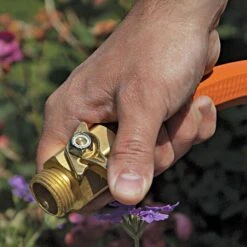 Brass Water Shut-Off Valve By A.M. Leonard -Amleos so58 5