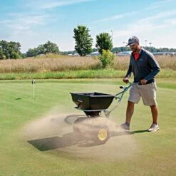 Ergo-Pro Spreader, 80lb Capacity, Stainless Steel Frame By Spyker -Amleos spy80 1s golfgreen 1 1