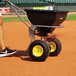 Ergo-Pro Spreader, 80lb Capacity, Stainless Steel Frame By Spyker -Amleos spy80 1s inuse baseball 1