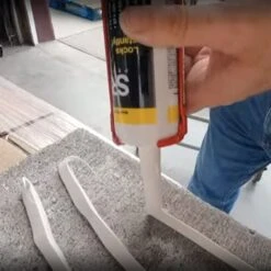 SRW Vertical Instant-Lock Adhesive, 10oz Tube With Spout -Amleos vil10 3