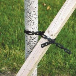 Adj-A-Tye Chain Lock By A.M. Leonard